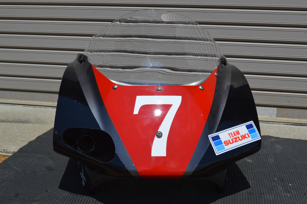 GSX-R400R GK76A レース用FRPカウル アッパー&サイドアンダー GSX-R400R GK76A レース用FRPカウル アッパー&サイドアンダー