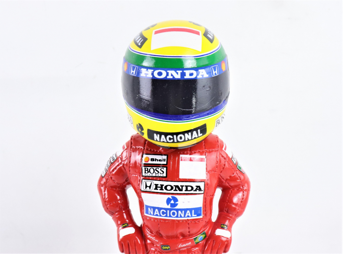 【美品 限定品 写真付】 AYRTON SENNA アイルトンセナ 勇気の子・SENNA 30/1000 磁器製 フィギュア コレクション ドライバー 015FEGE86_画像3