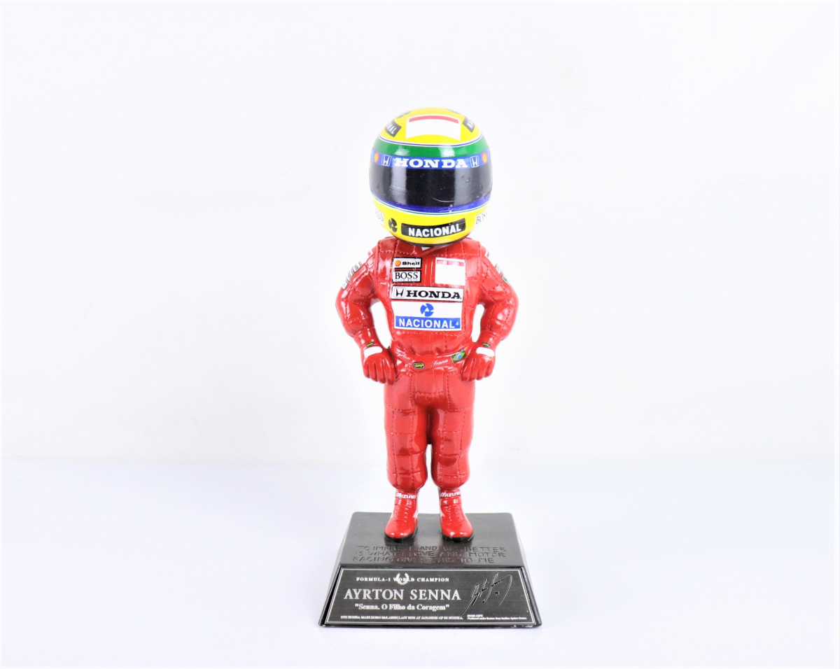 【美品 限定品 写真付】 AYRTON SENNA アイルトンセナ 勇気の子・SENNA 30/1000 磁器製 フィギュア コレクション ドライバー 015FEGE86_画像2