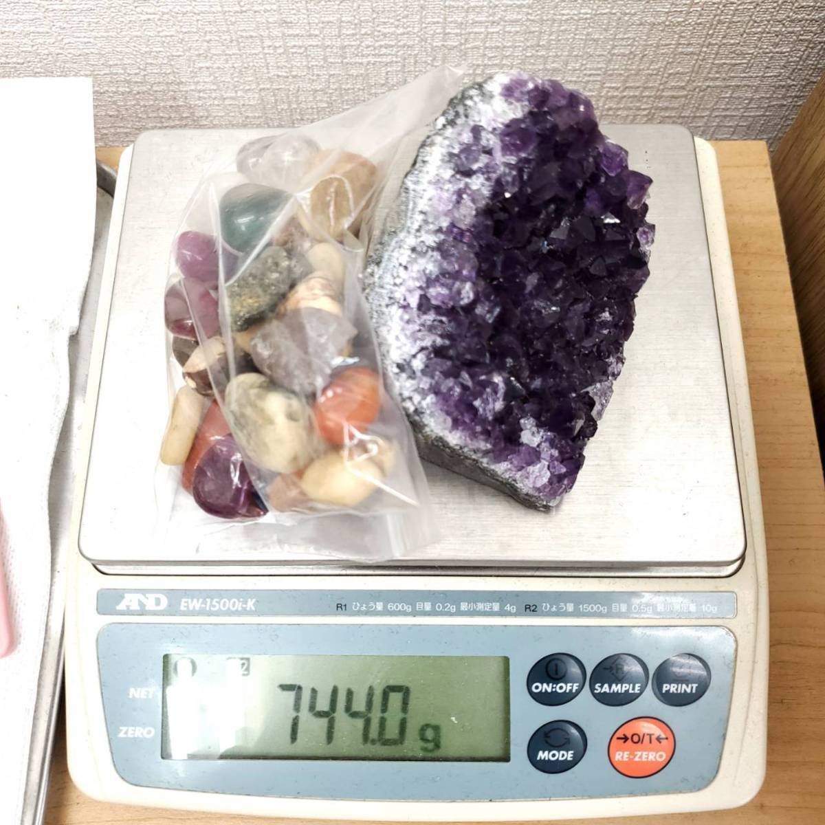 アメジスト 原石 色石 カラーストーン ルース 総重量 約744g まとめ