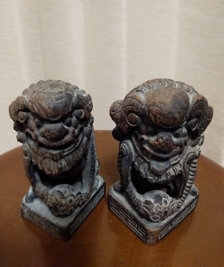 木彫獅子　狛犬　一対　時代物 　仏教芸術 骨董