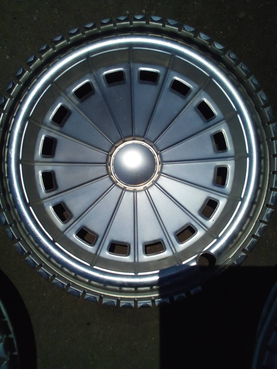 美品 トヨタ純正 トヨタ1600GT RT55 ホイールキャップ 旧車 当時物