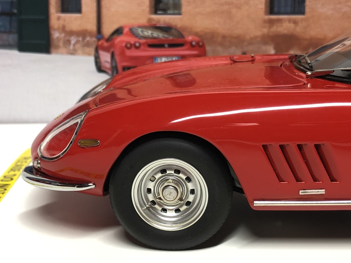 CMC 1/18 Ferrari 275 GTB/C 1966　レッド 　M-210　フェラーリ_画像9