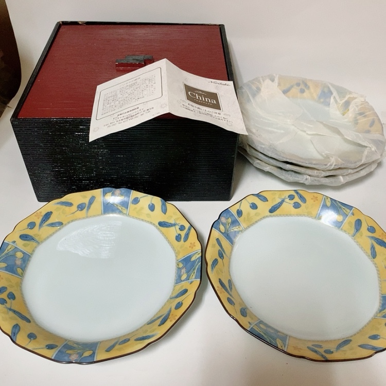 即決 送料無料 未使用 保管品★食器 ノリタケ 乃りたけ 深山吹 18㎝ 和皿揃え 5枚セット 箱付き 黄色 イエロー 模様 お皿