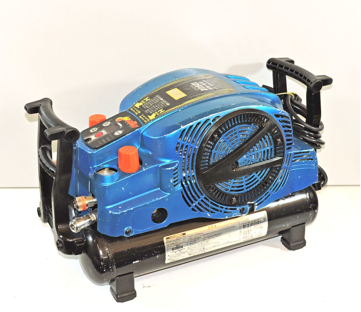 ○MAX エアコンプレッサー AK-HL1250E ジャンク品○-