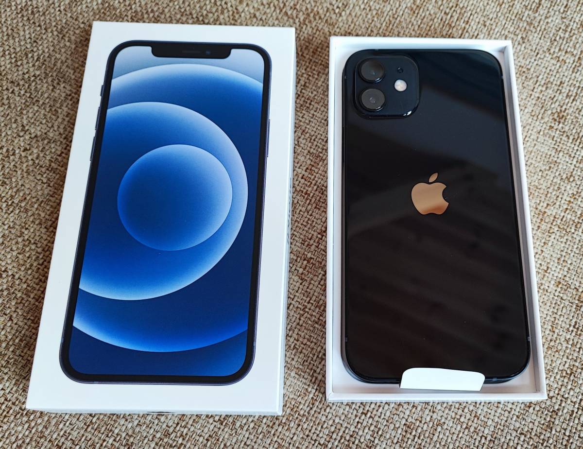 ☆新品 未使用☆ iPhone 12 64GB ブラック 黒 SIMフリー 【送料無料 即