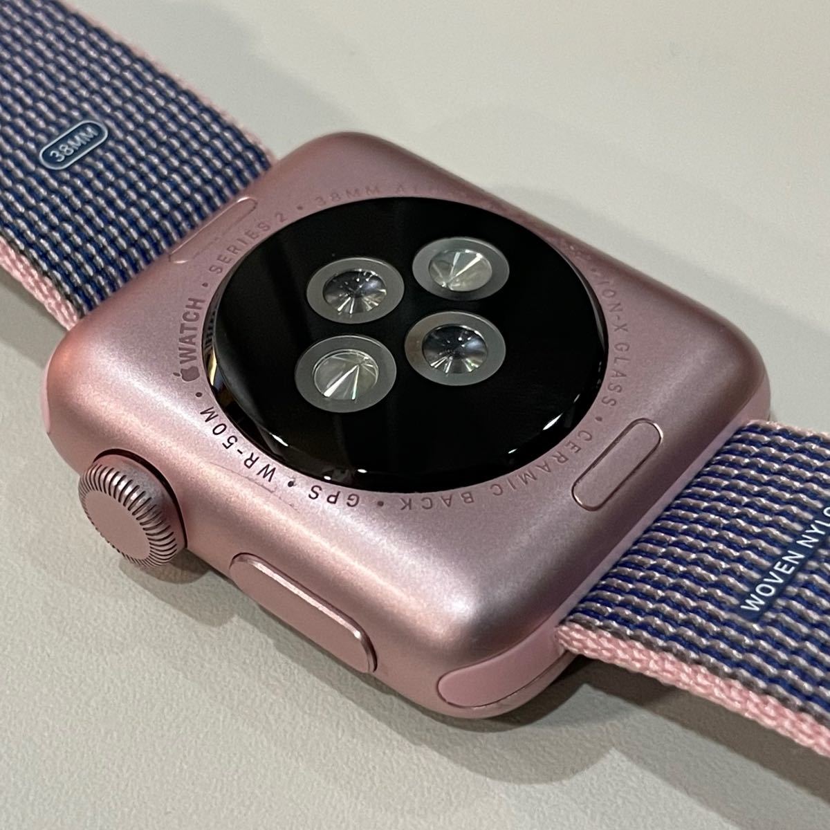 ご注文で当日配送 美品 Apple Watch series2 38mm ゴールド アルミニウム