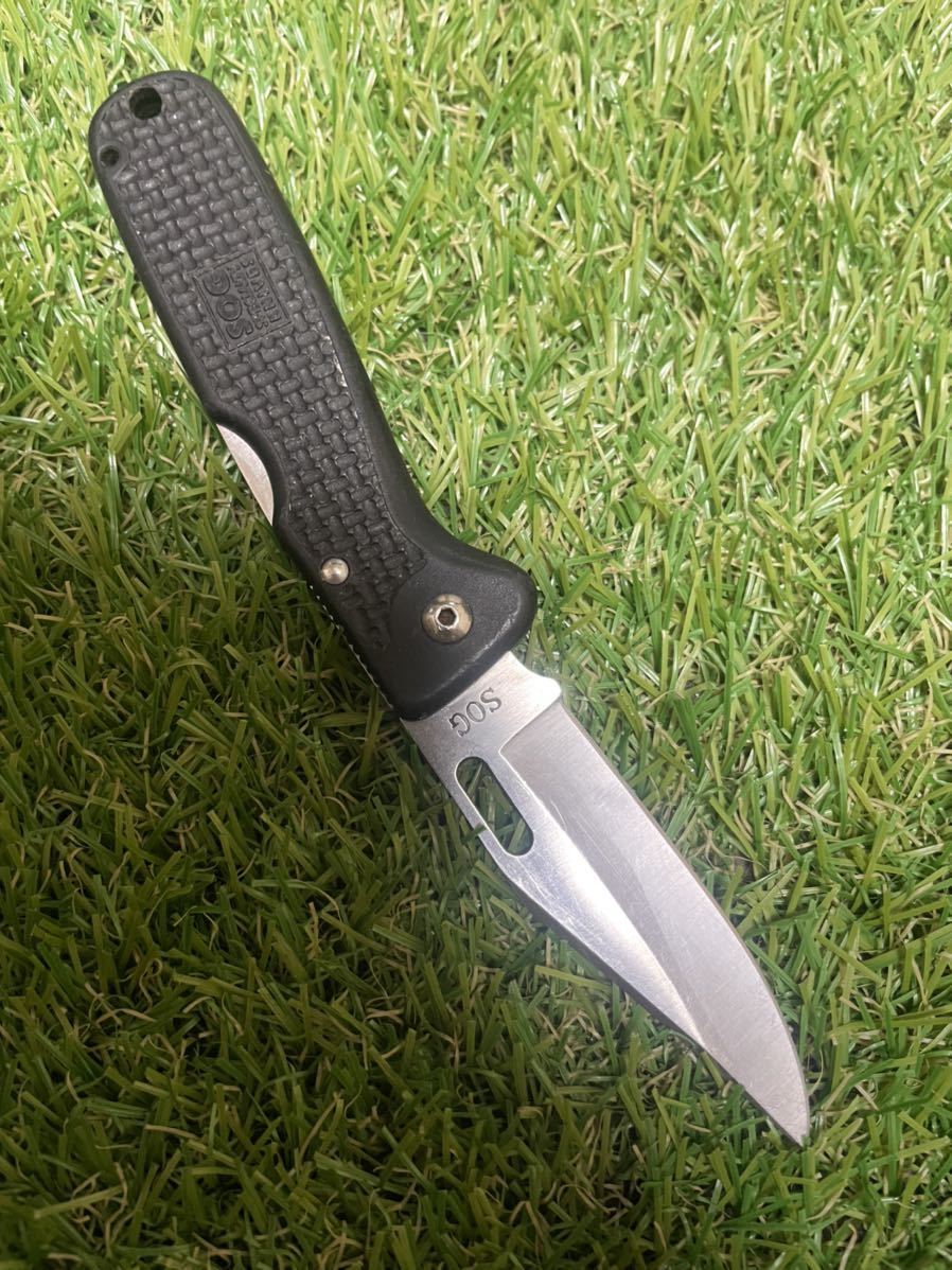 SOG FOLDING KNIFE ソグ　フォールディングナイフ 折りたたみナイフ