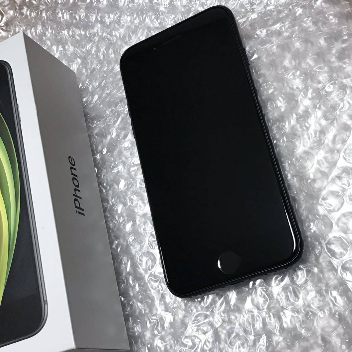 iPhone SE2 SIMフリー Apple 128GB 第2世代 第二世代 SE 2 BLACK