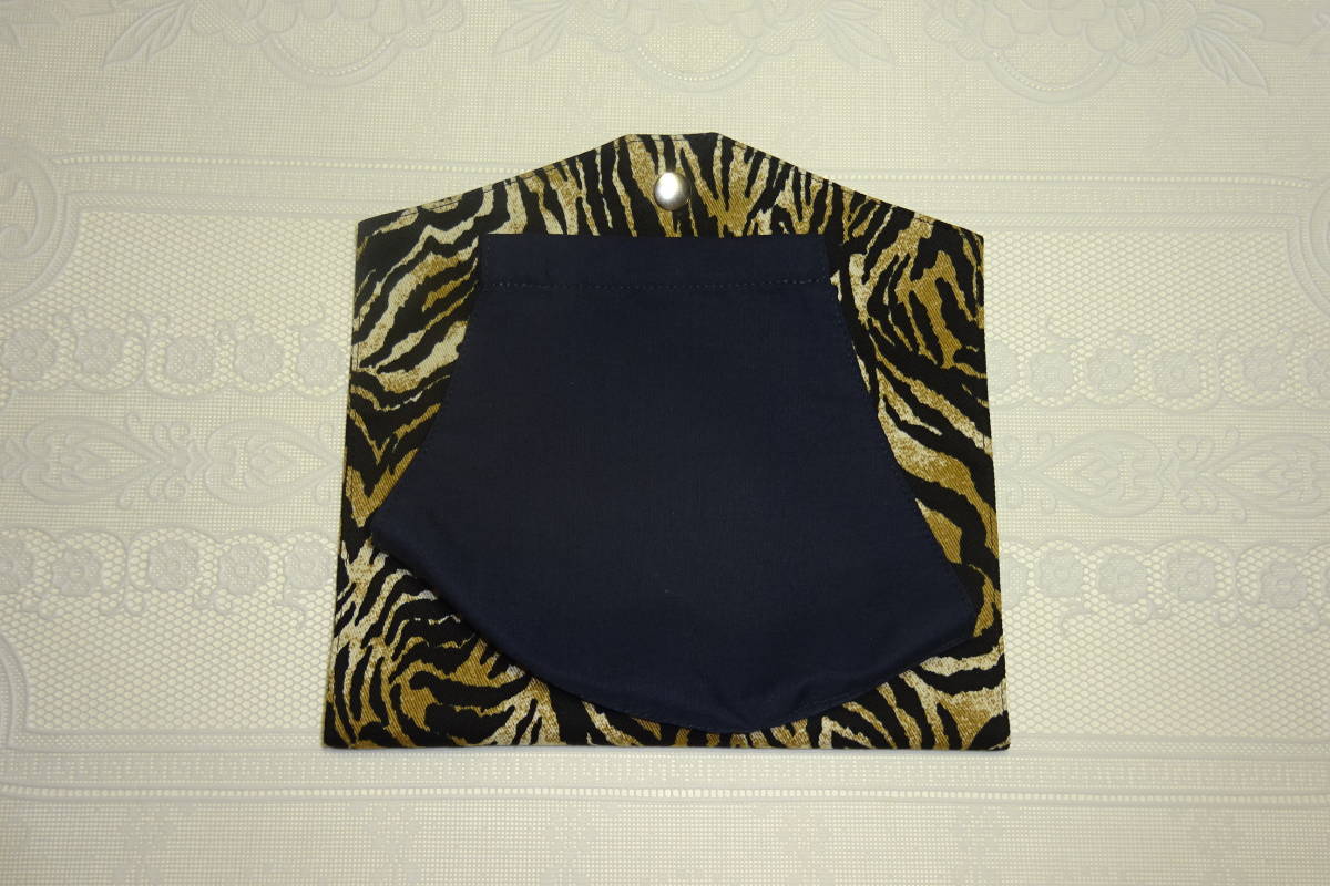  mask case 16.5×19. extra-large wide wide width tiger pattern Brown black mask inserting Flat type temporary put hand made 