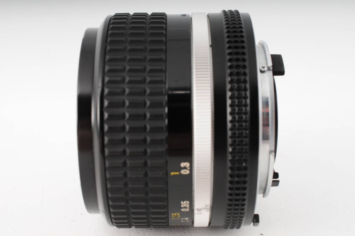 【美品】Nikon Ai-s Nikkor 35mm f/2.8 Wide Angle Manual Focus Lens #56 ニコン ニッコール 広角 56@Cr_画像6