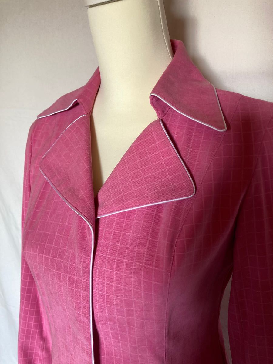 スーツ セットアップ 濃いピンク ショッキングピンク チェック柄 襟