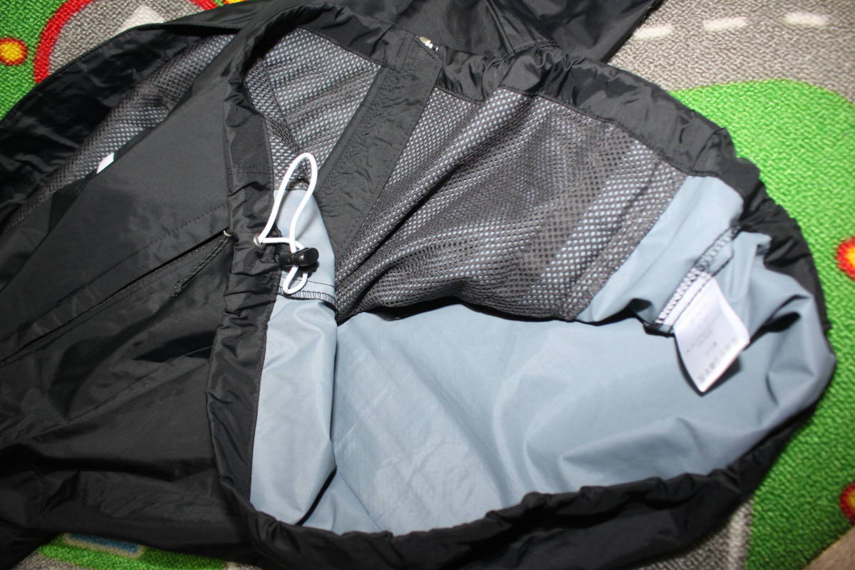  未使用コロンビアcolumbia サイズS パッカブルナイロンジャケット 防水 RE3081アウトドア登山キャンプ　裾ゴム　ポケットに収納できます。