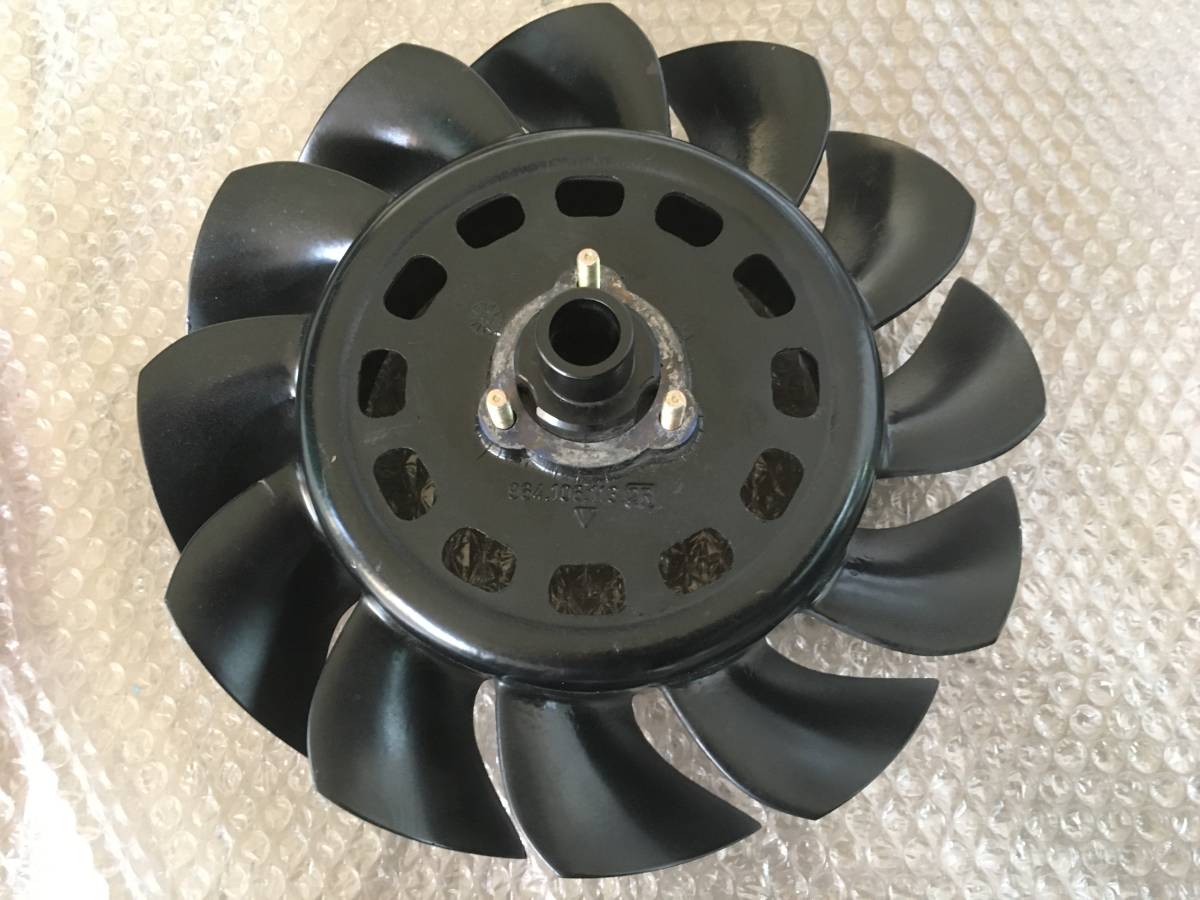 ポルシェ 964 RS 純正 クーリングファン 964 106 113 2R ポルシェ 964 RS 純正 クーリングファン 964 106 113 2R