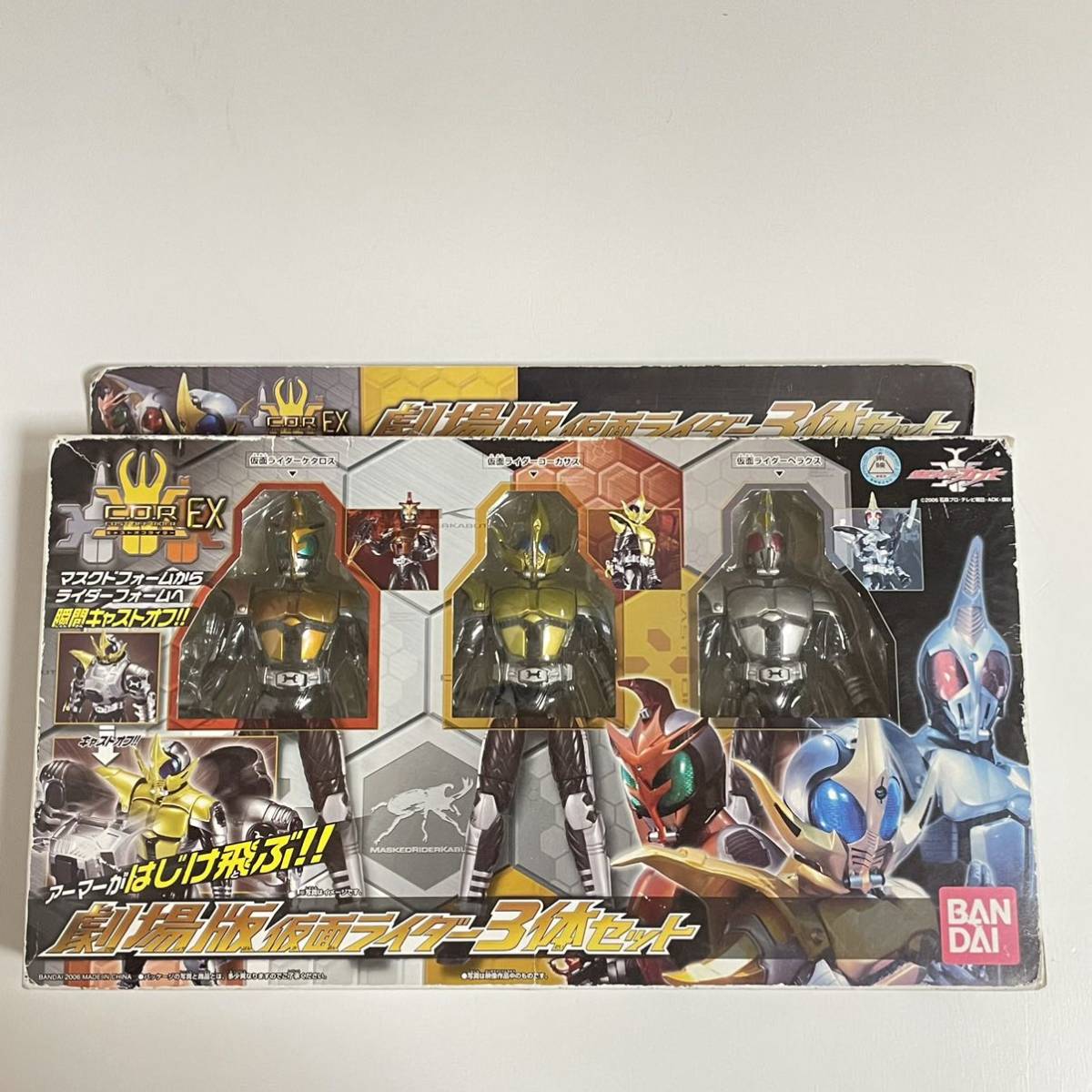 仮面ライダーカブト　COR劇場版仮面ライダー3体セット キャストオフライダー_画像1