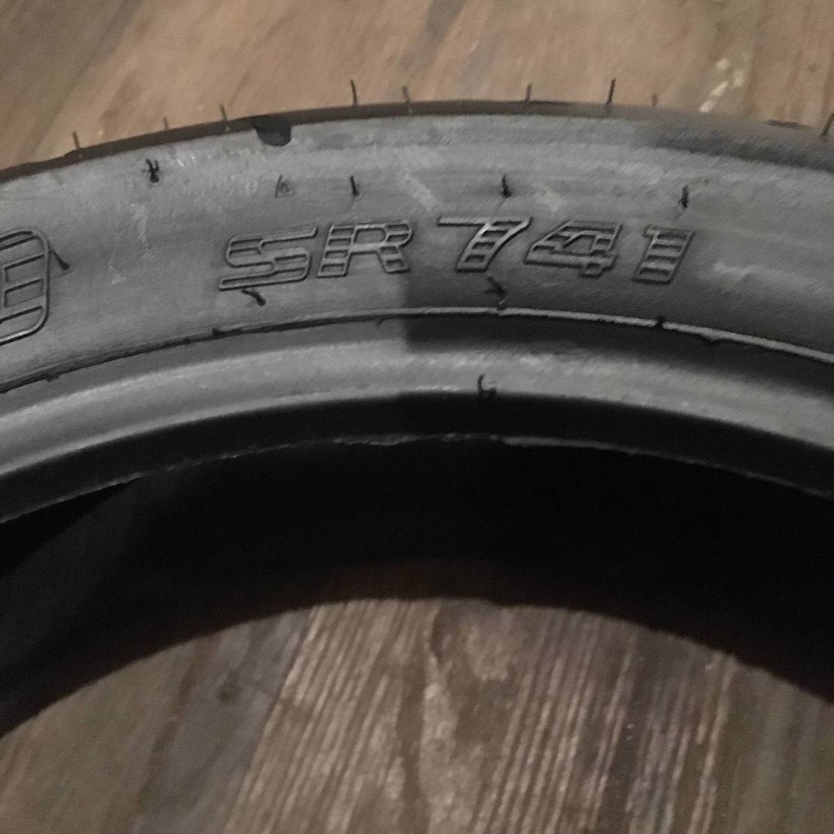 ○全国送料無料 新品未使用品! SHINKO シンコータイヤSR740 & SR741