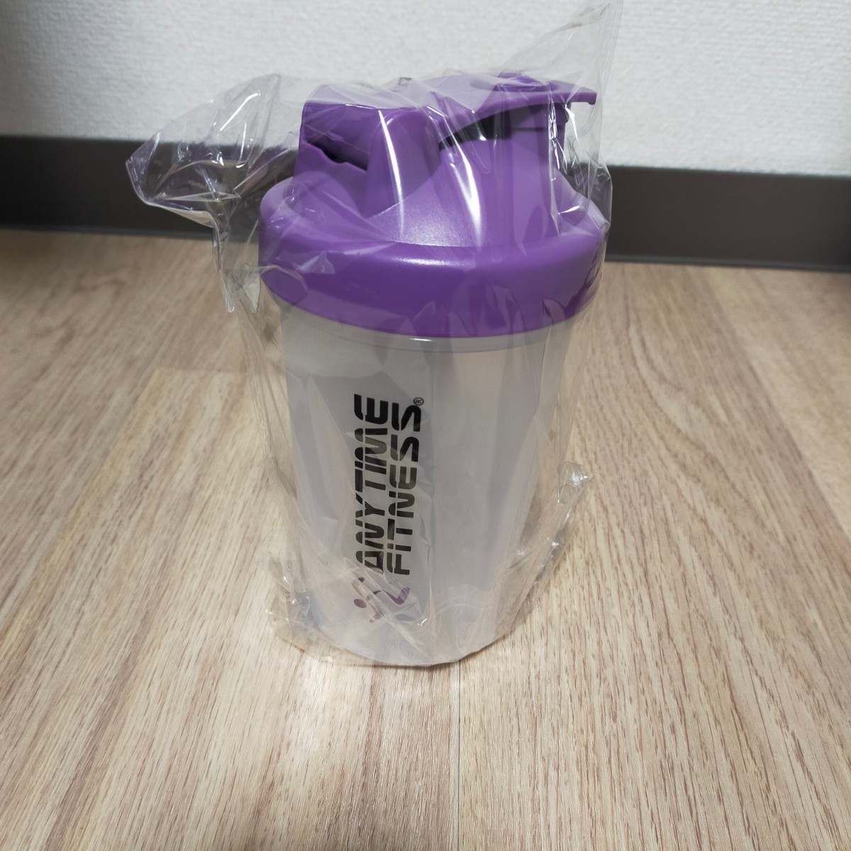 新品 エニタイムフィットネスのオリジナルプロテインシェイカーボトル