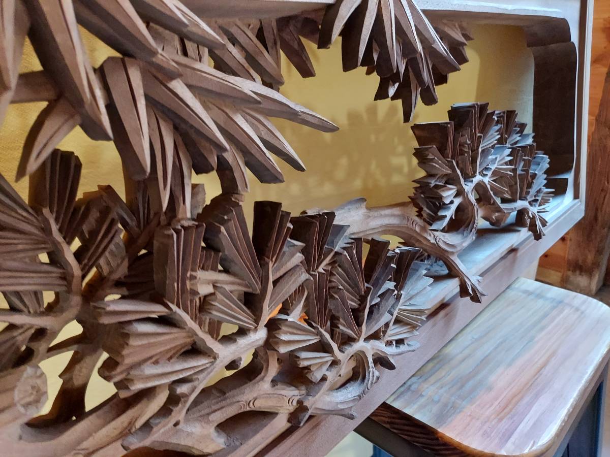 K19-0525. wave sculpture field interval .. pine bamboo plum carving most skillful carving . against beautiful goods 