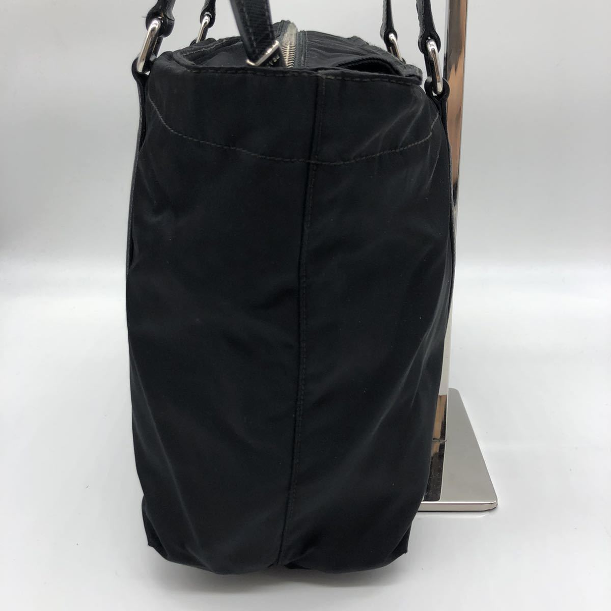 1円 【極美品 稀品】 正規 白タグ PRADA プラダ ハンドバッグ トートバッグ テスートナイロン 三角ロゴプレート ポコノ レザー レディース_画像4