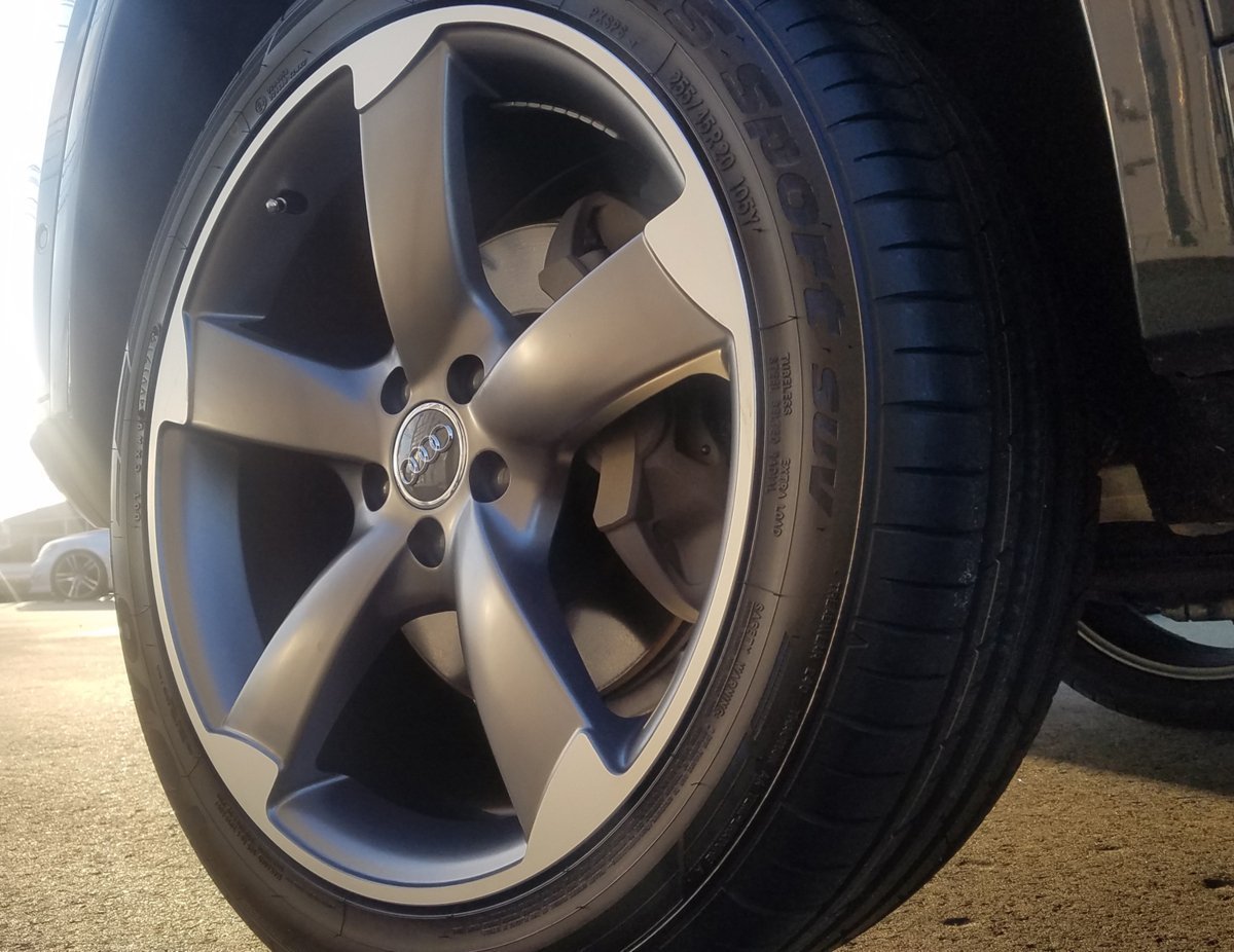 休日 Audi Q5 FY 8R 20インチ 国産タイヤホイールセット 20x9.0 35 112-5H
