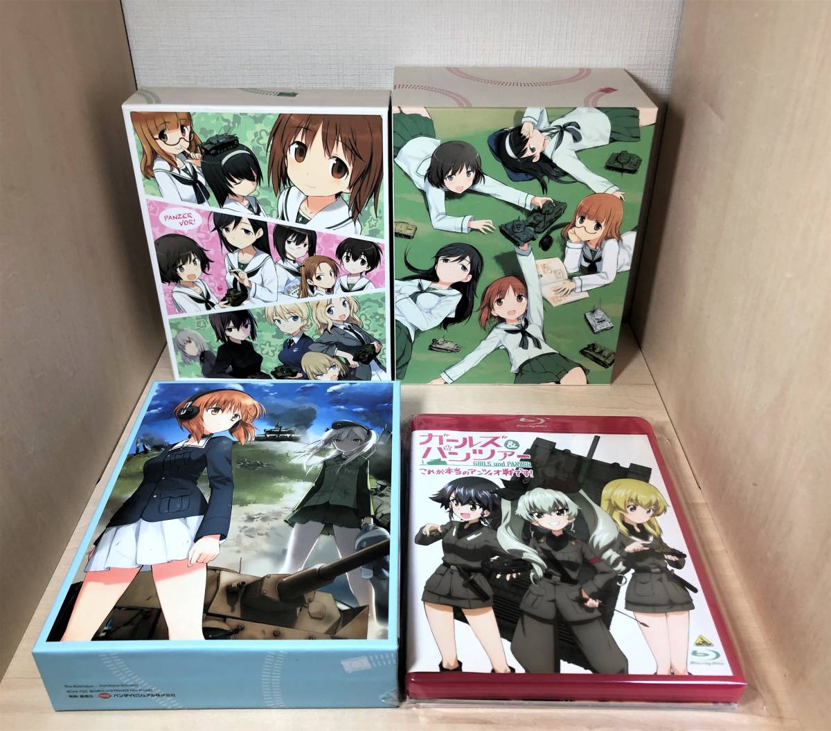 □送料無料□ Blu-ray ガールズ&パンツァー TV版~アンツィオ OVA