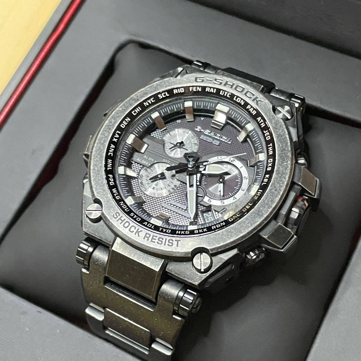 Casio G-Shock MTG-S1000V-1A MT-G Analog Men's Watch Sapphire Casio G-Shock MTG-S1000V-1A MT-G Analog Men's Watch Sapphire