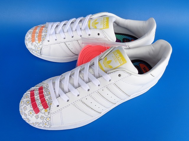 世界有名な adidas 15年製 デッド 11165□新品 superstar S83368 26 白