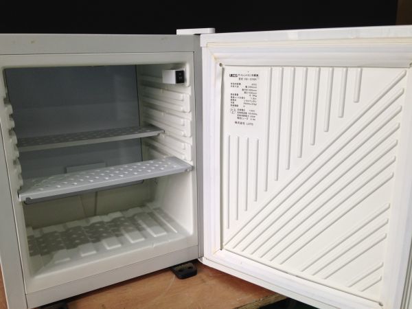 ◆I17 LOTS サイレントミニ冷蔵庫 1ドア 20L　通電確認のみ　CB-20SA　ホワイト　小型冷蔵庫　一人暮らし　寝室◆N_画像6