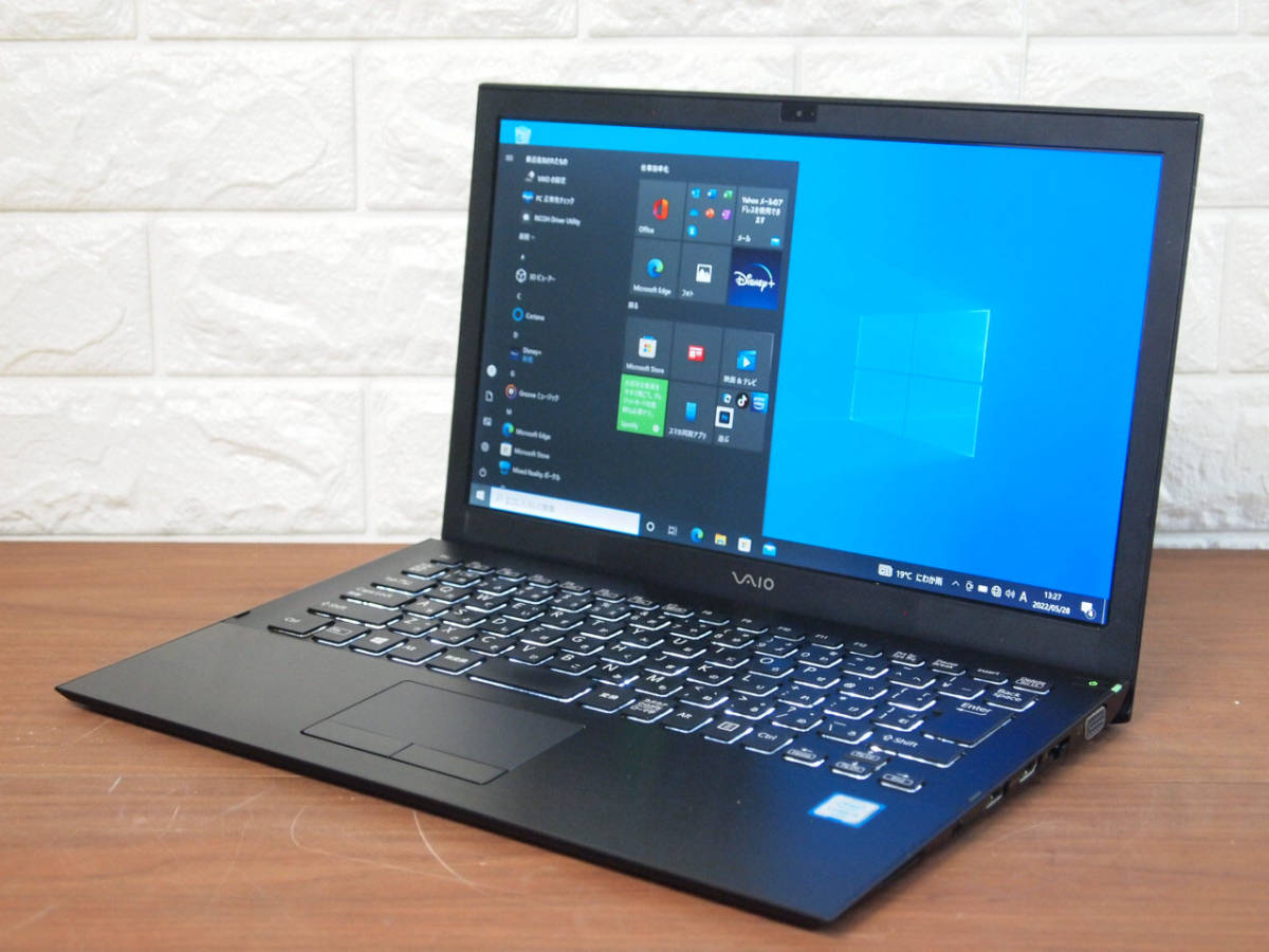 SONY vaio S13 VJS131C11N《Core i5-6200U 2.30GHz / 8GB / SSD 256GB