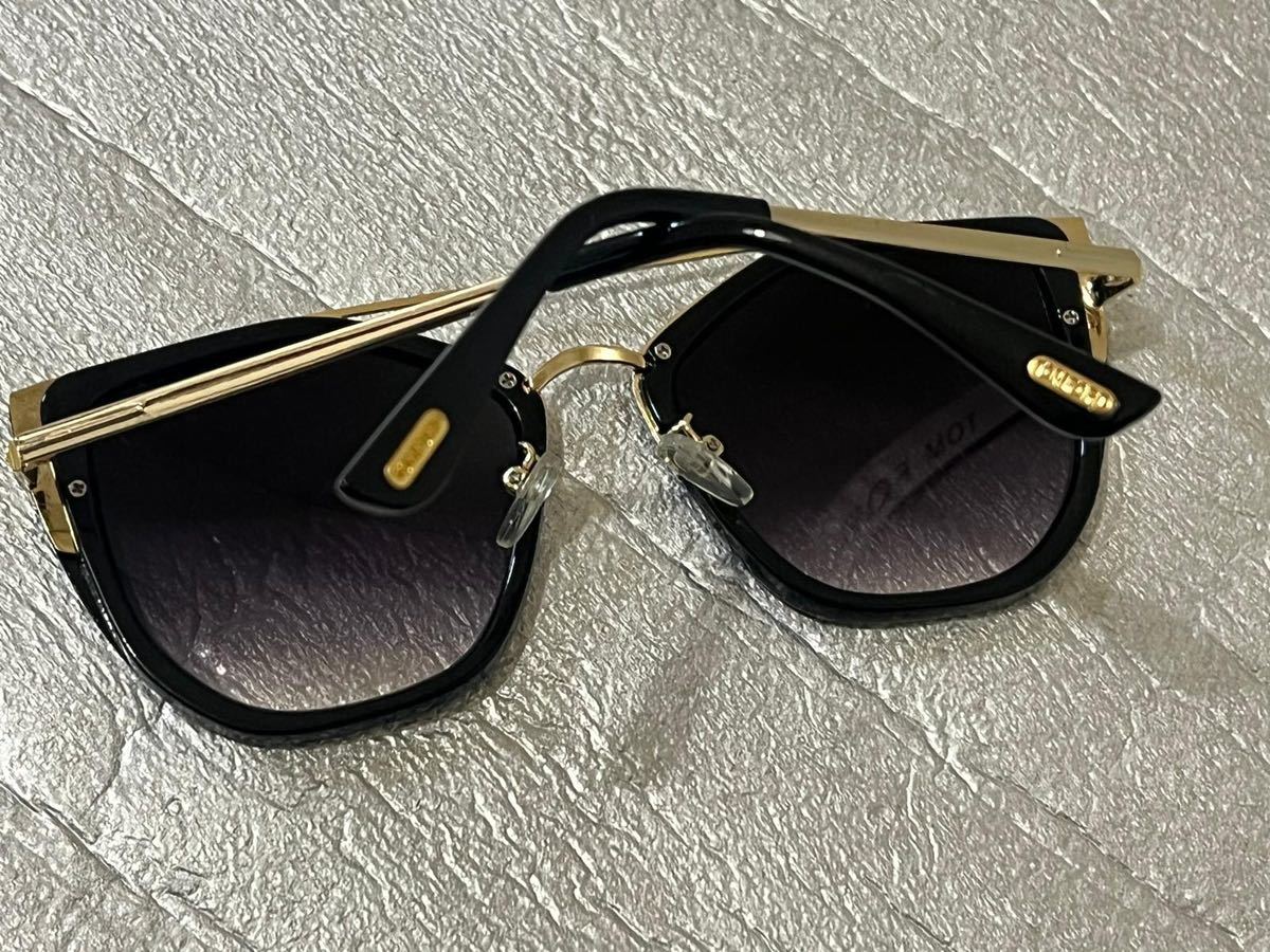 TOM FORD トムフォードTF0648 01B 56口19-140 サングラス イタリア製