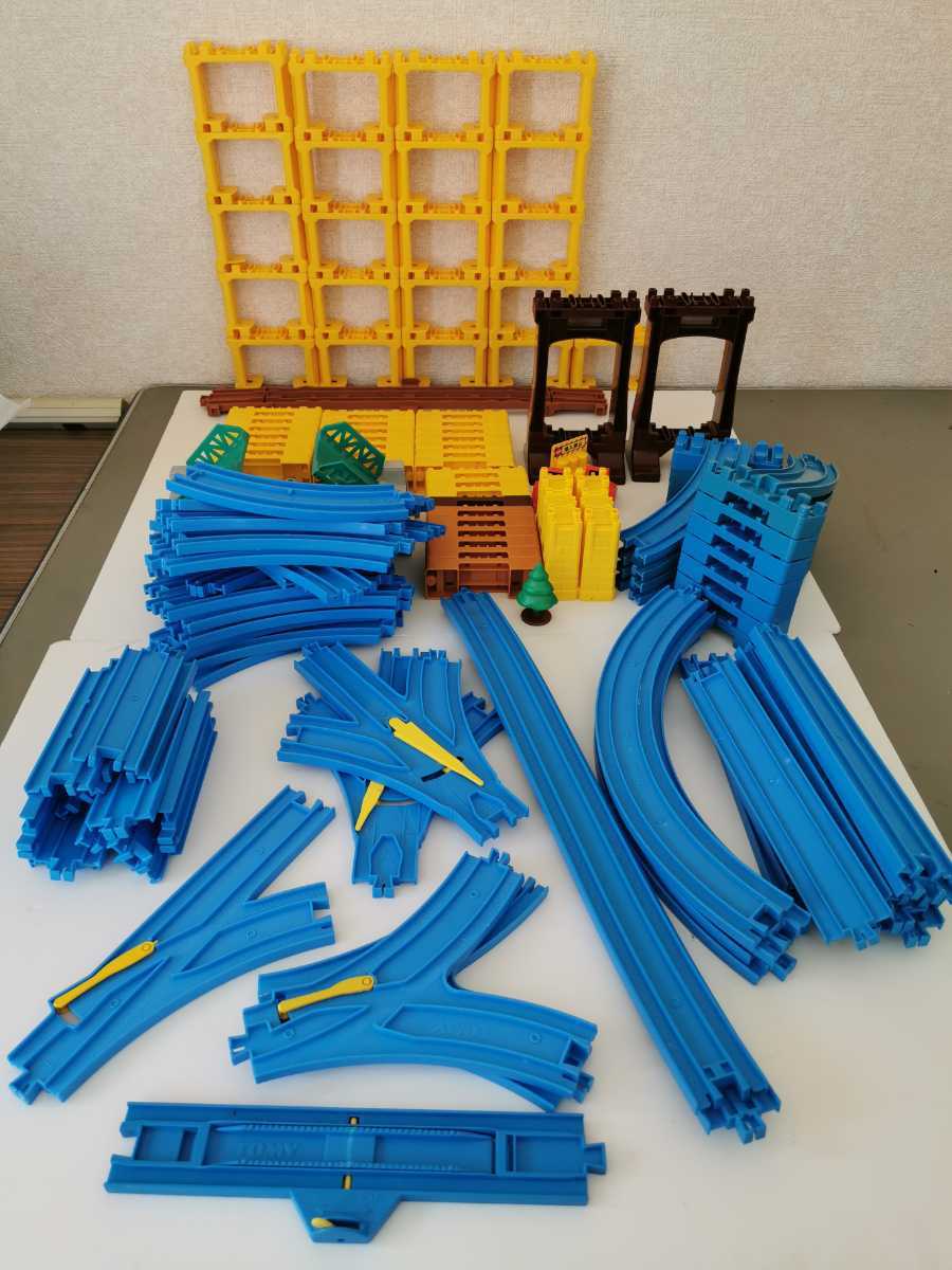 品 トミカ プラレール レール ブロック橋脚 ミニ橋脚 セット 大量(レール部品)|売買されたオークション情報、yahooの商品情報をアーカイブ公開 - オークファン(aucfan.com) 品 トミカ プラレール レール ブロック橋脚 ミニ橋脚 セット 大量(レール部品)|売買されたオークション情報、yahooの商品情報をアーカイブ公開 - オークファン(aucfan.com)