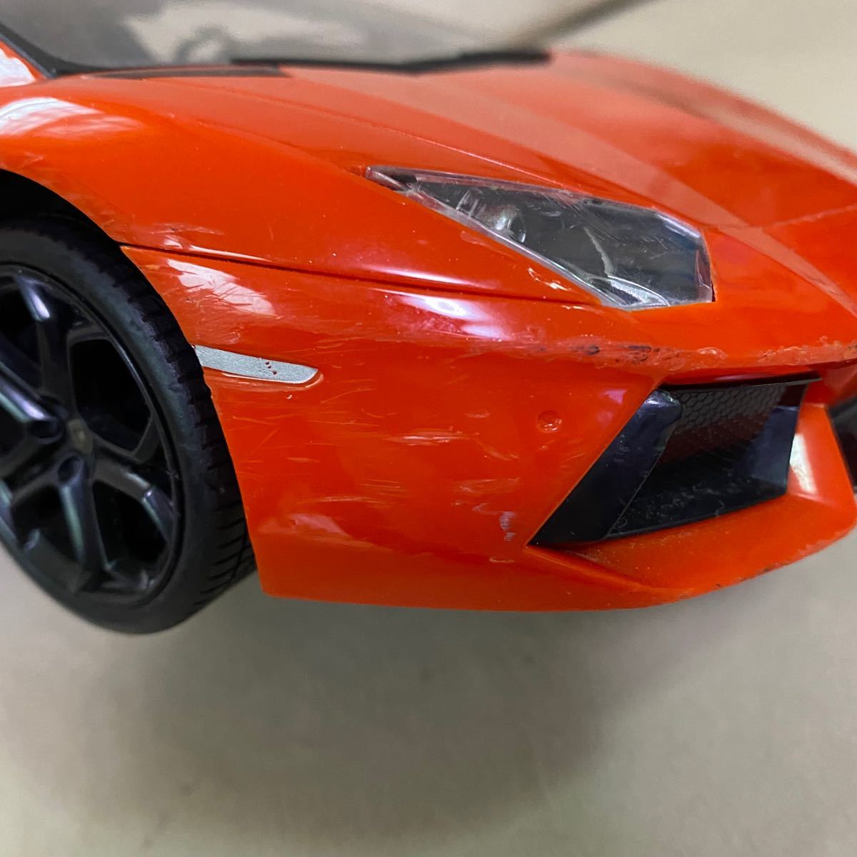 【値下げ】Lamborghini Aventador ランボルギーニ　アヴェンタドール　ミニカー　ラジコンカー　リモコンカー