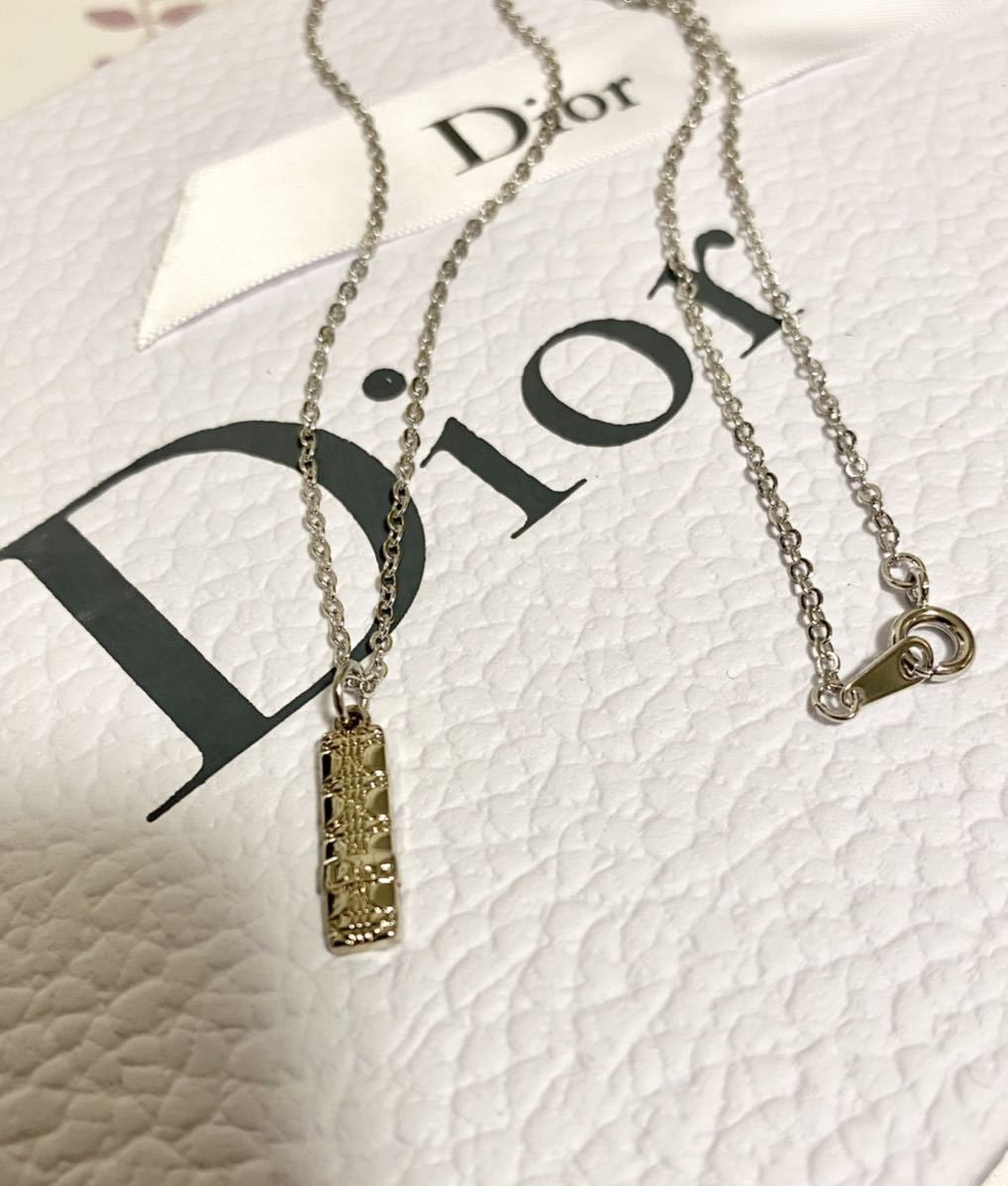 PayPayフリマ|新品未使用 正規品 1点のみ クリスチャン ディオール Christian Dior ネックレス トップ チャーム ペンダント プレゼントにも シルバー PayPayフリマ|新品未使用 正規品 1点のみ クリスチャン ディオール Christian Dior ネックレス トップ チャーム ペンダント プレゼントにも シルバー