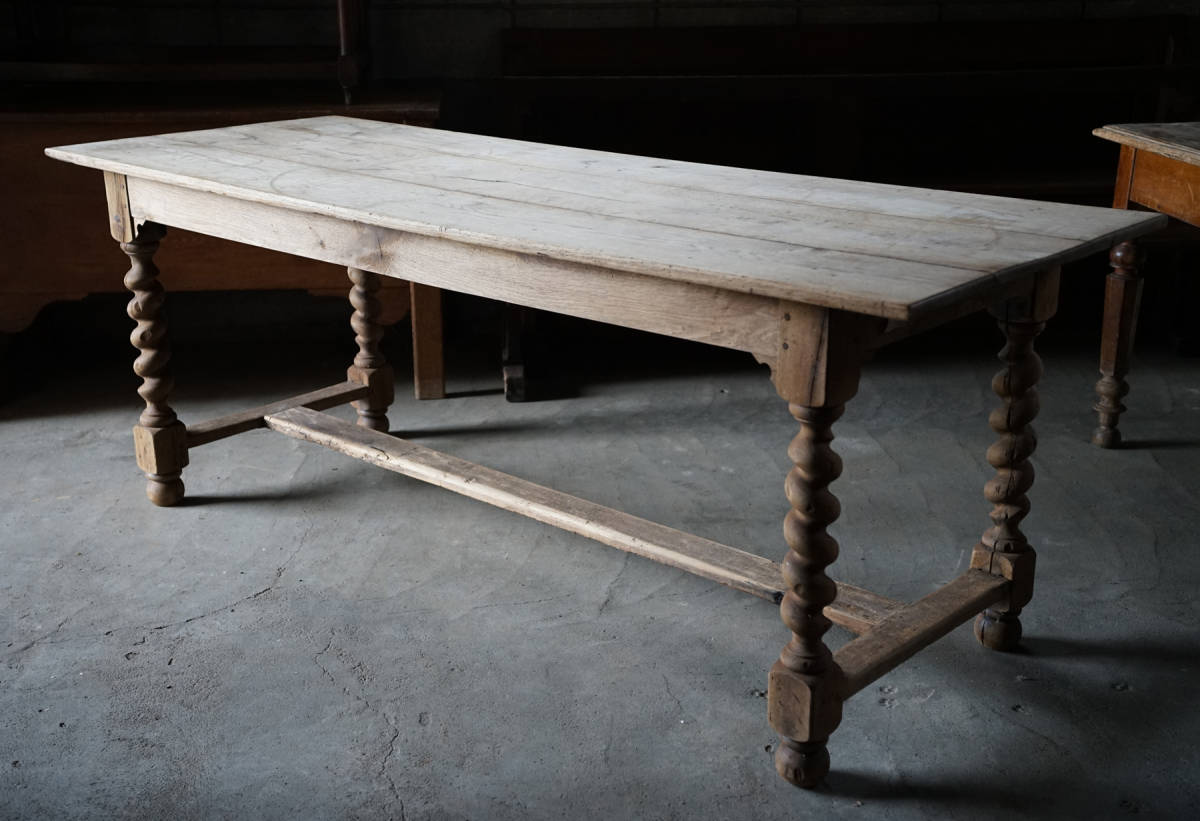 古い無垢材の木製スパイラル装飾脚のテーブル / 19世紀・北フランス / 古家具 古道具 古物 家具 机