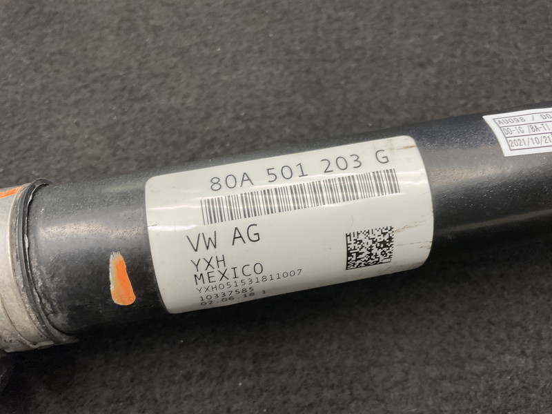 AU098 FY Q5 2.0TFSI quattro S line left rear drive shaft * shaft diameter approximately 45.5mm * boots crack / noise less * * prompt decision *