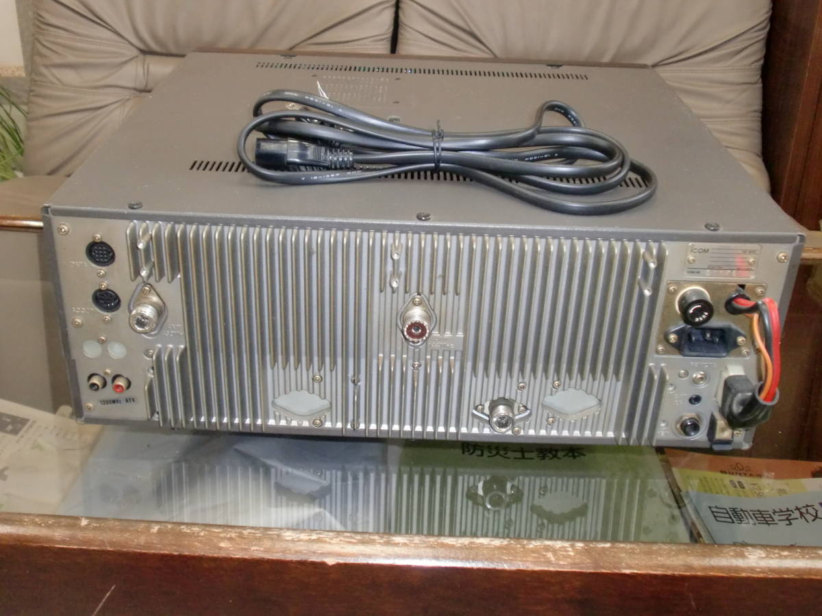 アマチュア無線 トランシーバー ICOM IC-970 VU3バンド ジャンク品