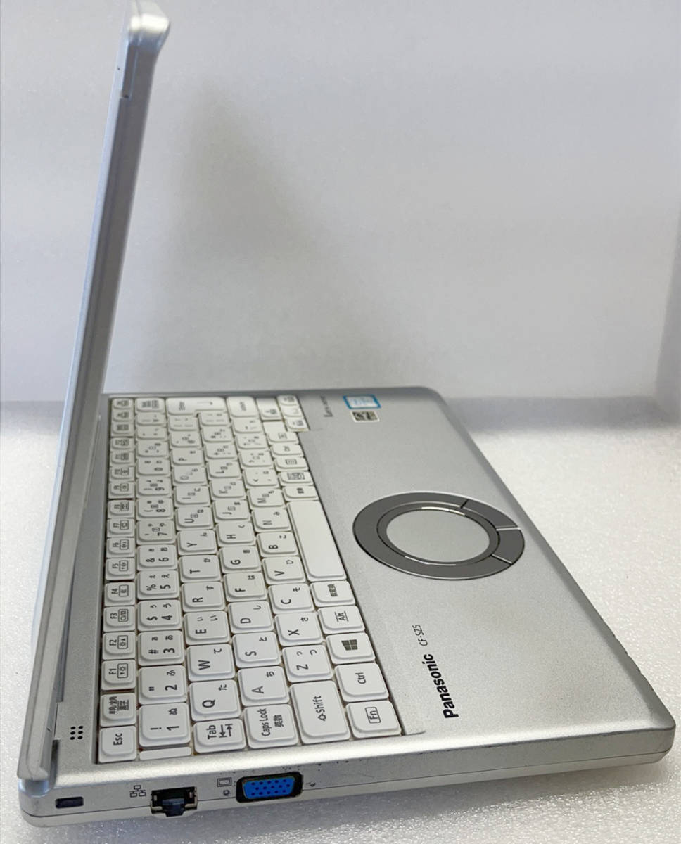 A-レベル!第7世代Corei3+SSD256G+4GBメモリ搭載!12.1型WUXGA液晶軽量モバイルPC Let's note CF-SZ6 OFFICE2019・Win10・WIFI・カメラ_画像6