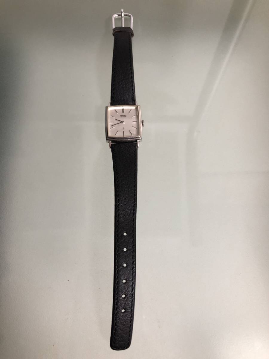 稼動品 SEIKO セイコー クオーツQZ 16-5560 スクエア型 シルバー 稼動品 SEIKO セイコー クオーツQZ 16-5560 スクエア型 シルバー