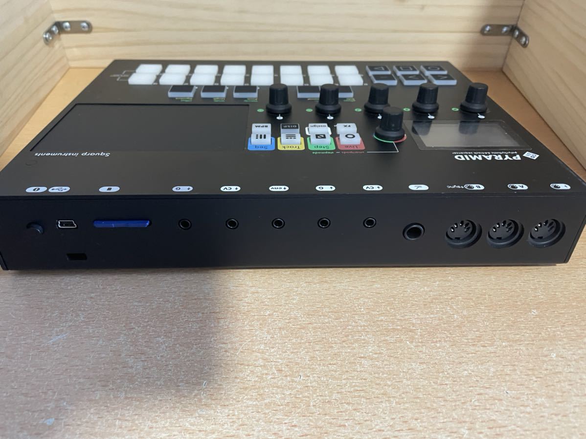 Squarp instruments PYRAMID MK2 ハードウェアMIDI/CVシーケンサー www