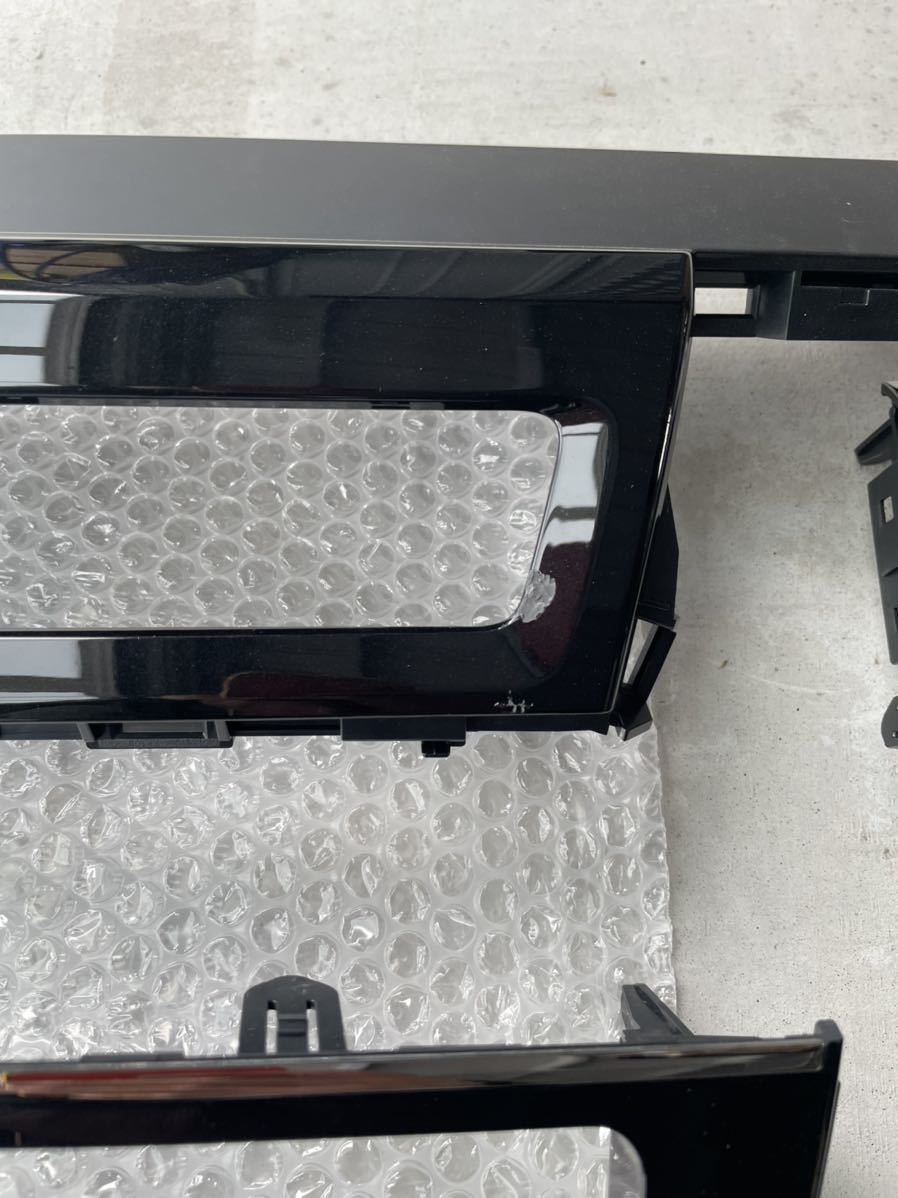 プリウスα用 9インチナビ ナビパネル08606-47020 DAA-ZVW41W プリウスα用 9インチナビ ナビパネル08606-47020 DAA-ZVW41W