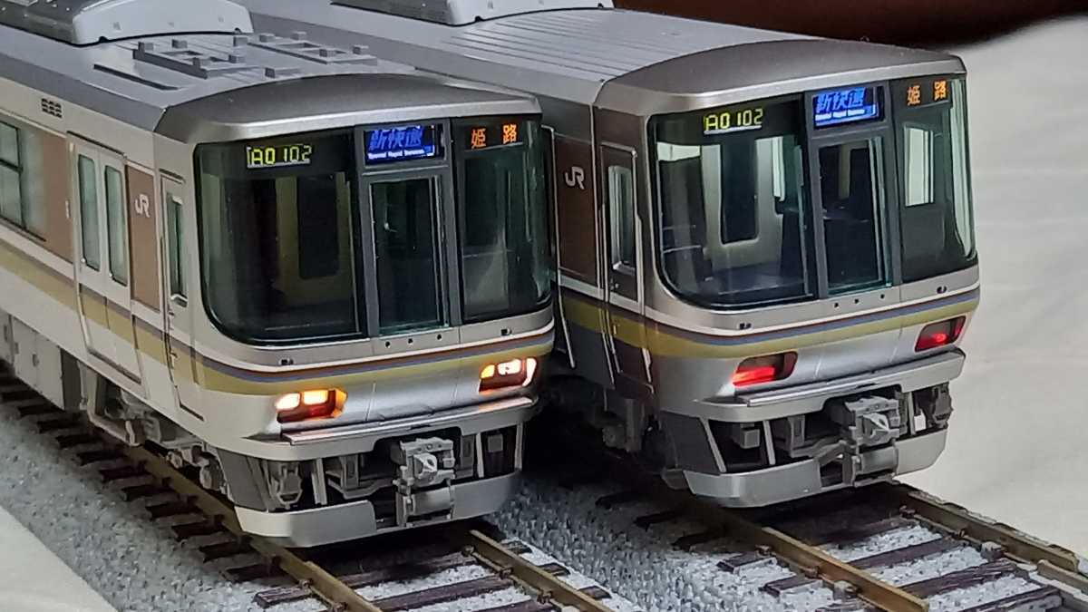 Yahoo!オークション - TOMIX HO-9027 JR 223系2000番台 基本4両A Yahoo!オークション - TOMIX HO-9027 JR 223系2000番台 基本4両A