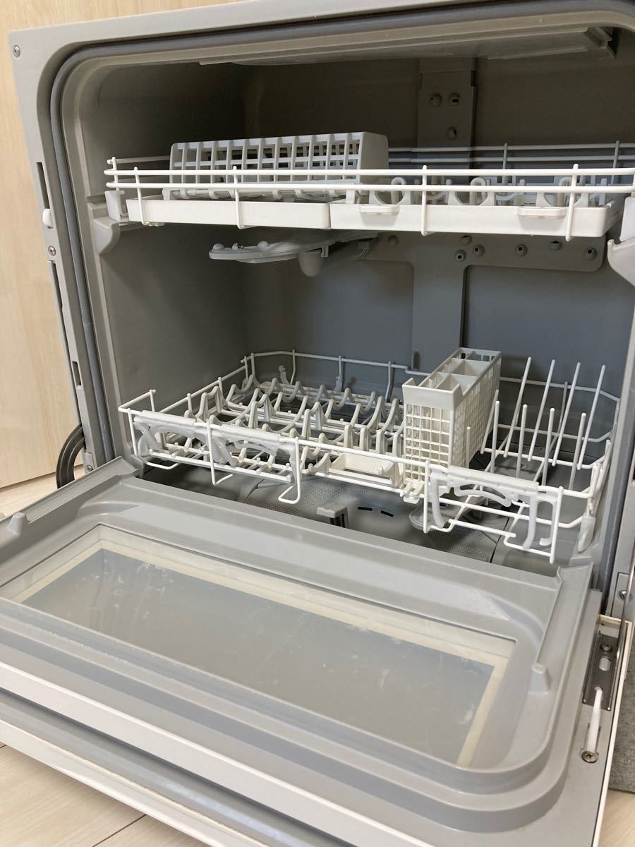 パナソニック食器洗い乾燥機 食器洗い乾燥機 食洗機 パナソニック Panasonic NP-TH4-W