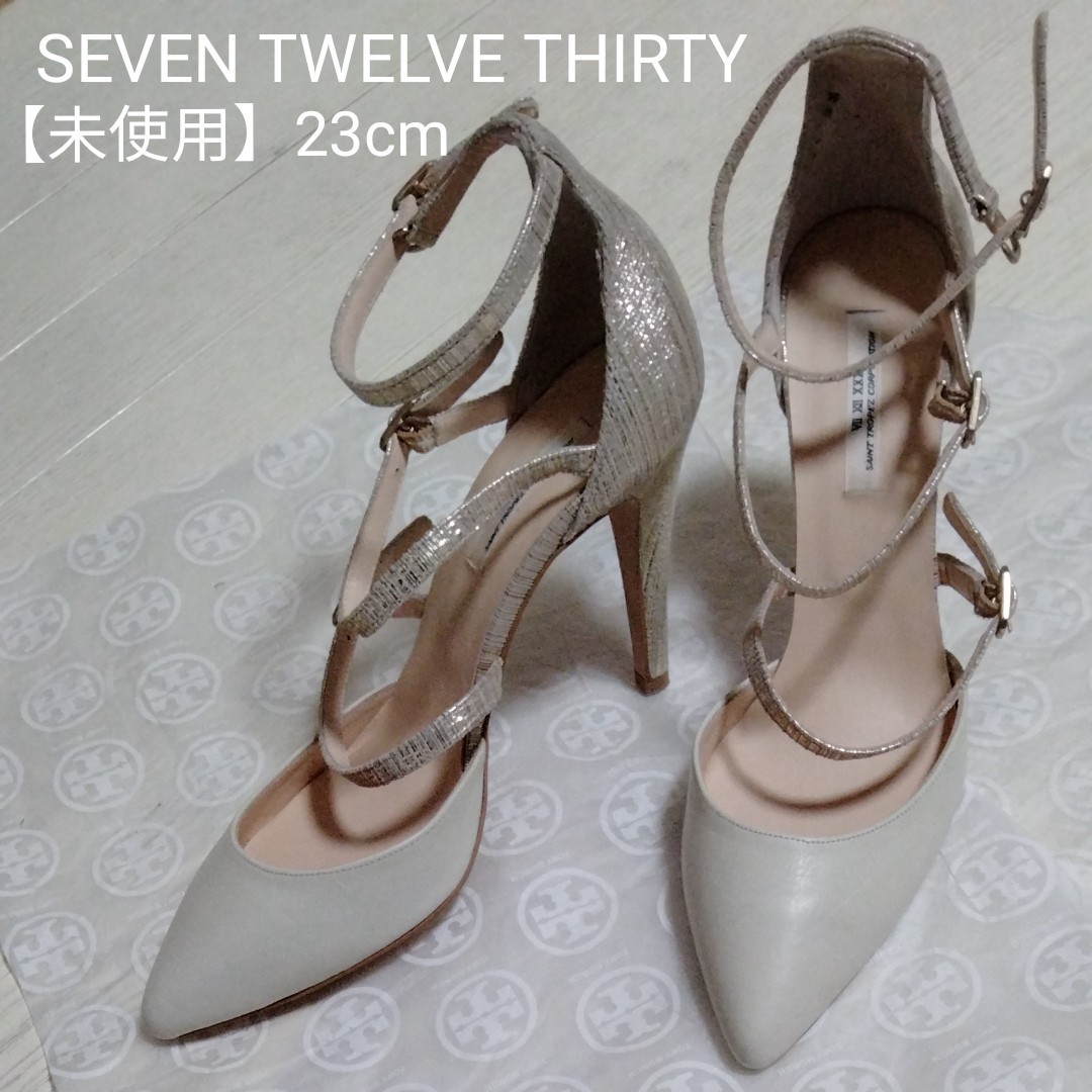 【SEVEN TWELVE THIRTY】9.5cm ハイヒール　パンプス
