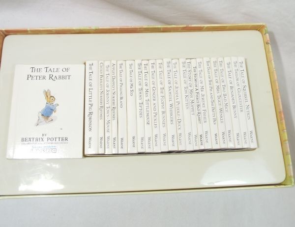  picture book [ Peter Rabbit miniature picture book THE COMPLETE MINIATURE WORLD OF PETTER RABBIT 23 pcs. BOX set ( sticker attaching )] foreign book English picture book 