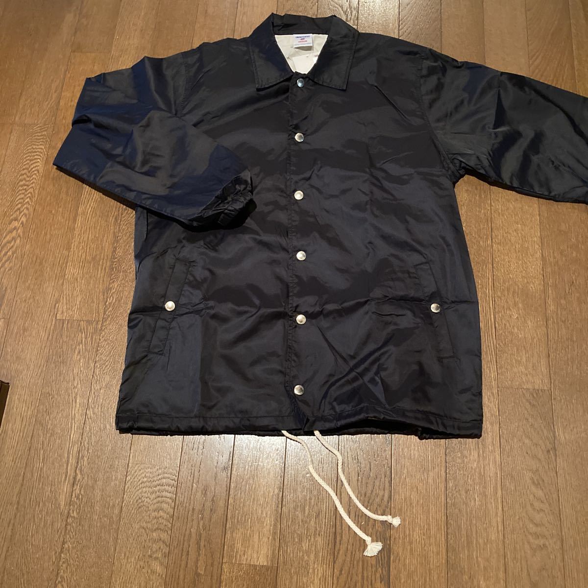 定価2.2万円 新品 UNDEFEATED コーチジャケット M アンディフィーテッド_画像1