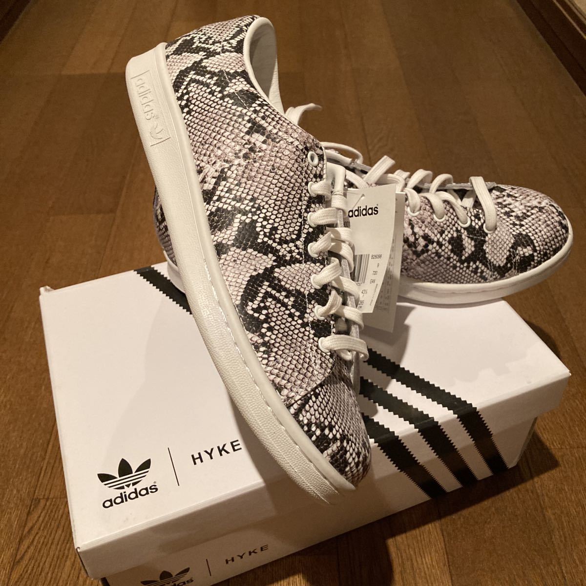 HYKE adidas パイソン スニーカー ハイク アディダス 未使用新品 www.m