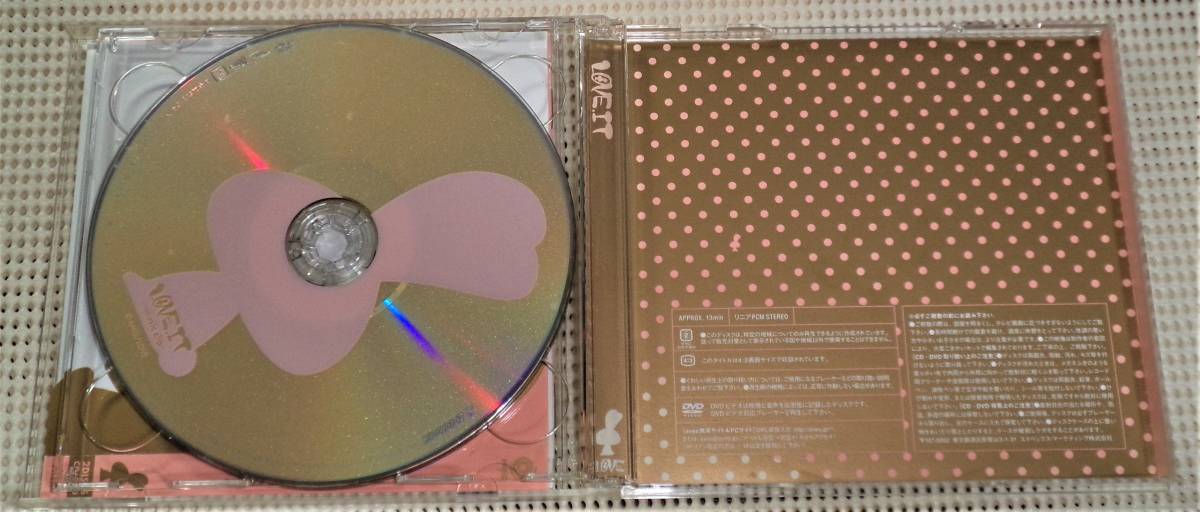 CD+DVD　　LOVE　　LOVE.IT　　初回盤LOVEラメ仕様　　大塚愛　　帯あり中古!!_画像4