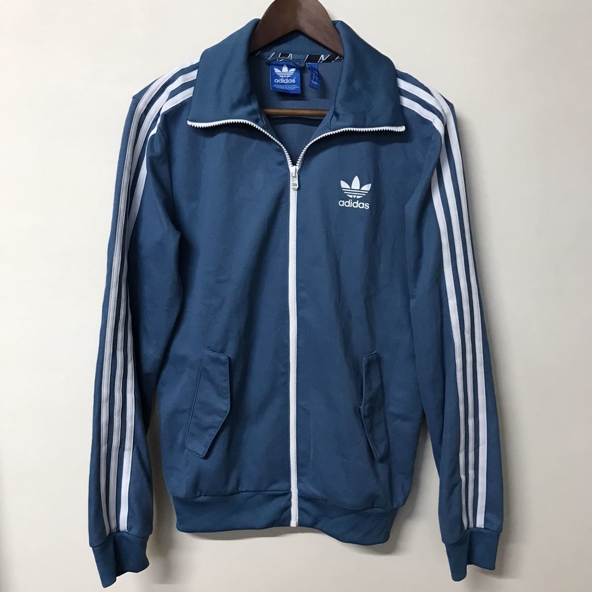 国内正規品□adiads(アディダス) CLIMACOOL 3本ライン L トラック