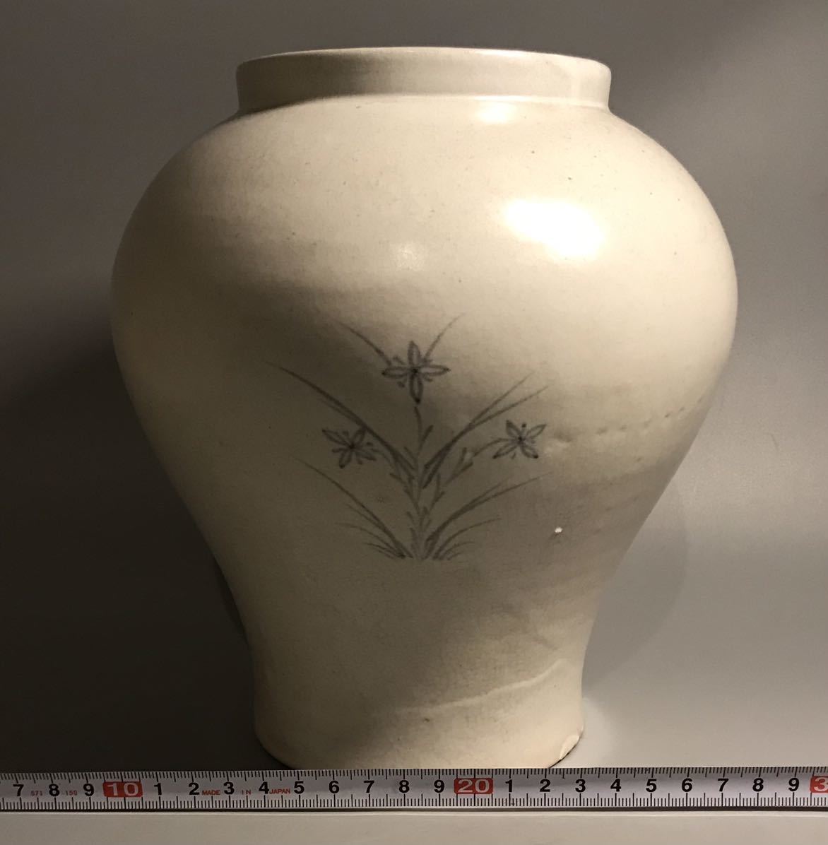 李朝 花器 花入 白磁花文 古玩 5-13 | www.yourpoll.co.uk