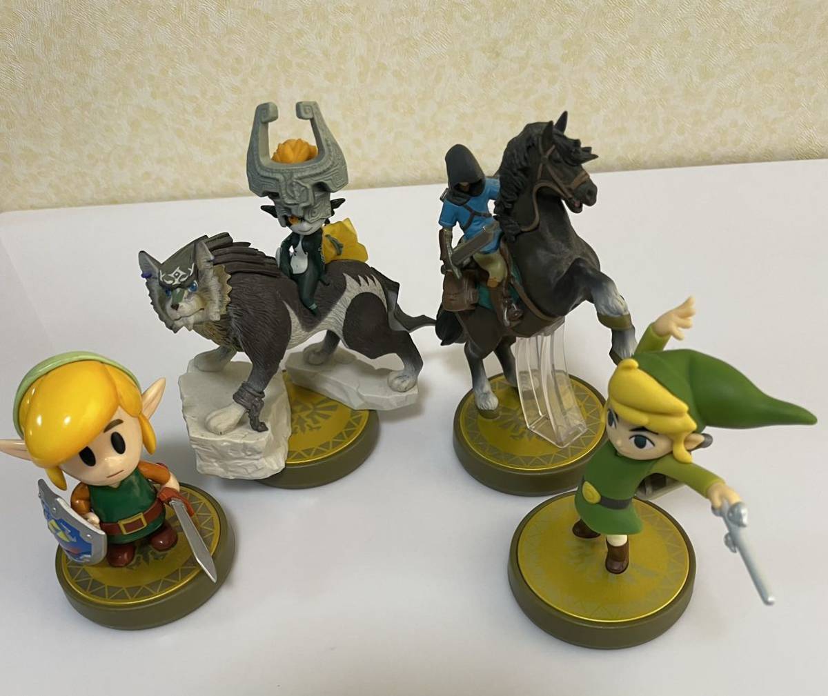 amiibo アミーボ ゼルダの伝説 トワイライトプリンセス　ウルフリンク　ブレスオブザワイルドなど　　　11体　送料無料